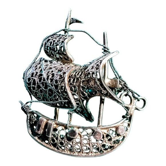 Vintage .925 Sterling Silver 3D Clipper Ship Pin/Brooch 1.5" Collectible… - Picture 2 of 4